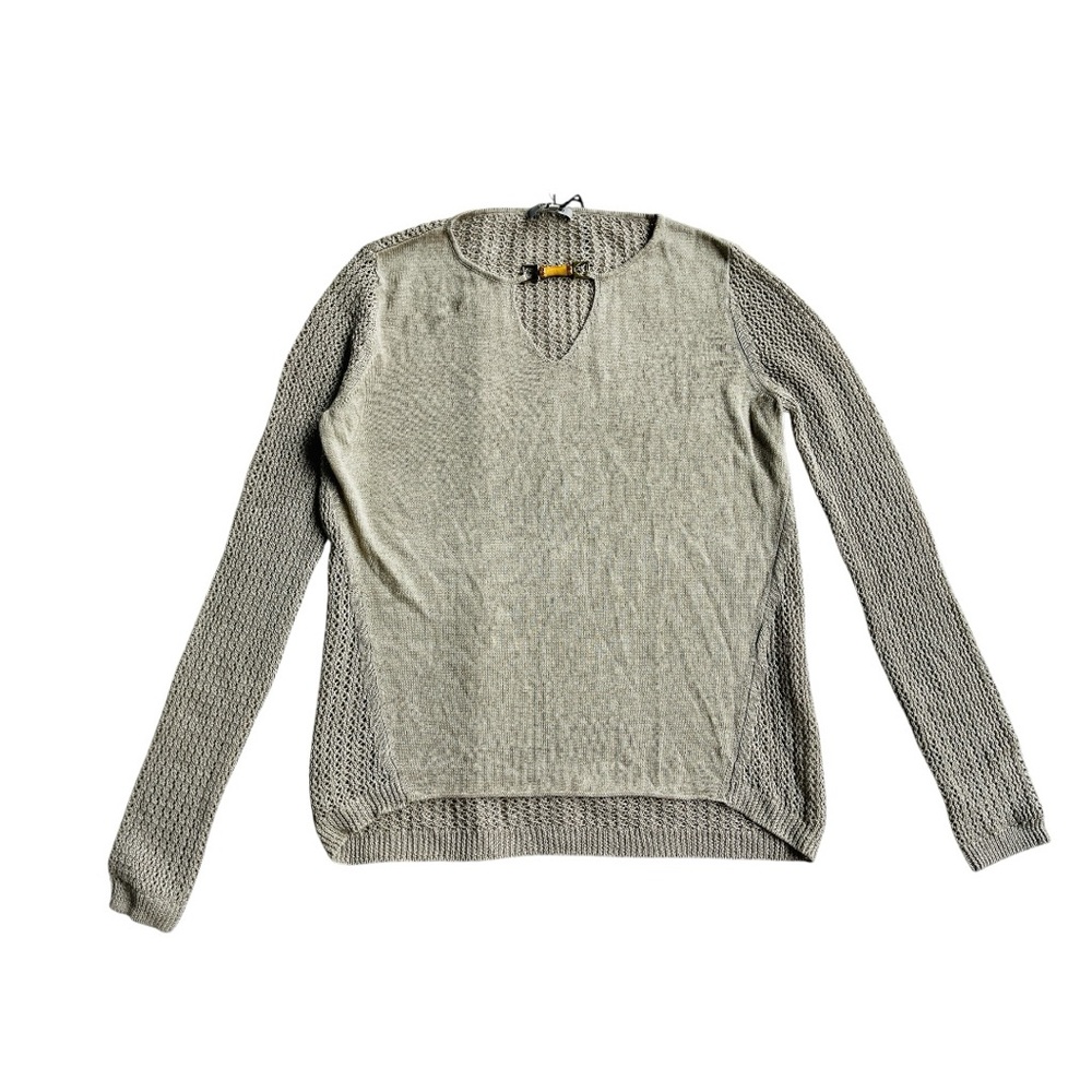 Lisa Todd Gray V-Neck Sweater with Fine Knit.NWT.